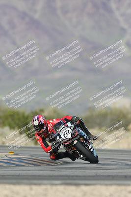 media/Jan-15-2026-Racers Edge (Thu) [[dfebeb70ab]]/2-A Group/Session 5 (Turn 5)/